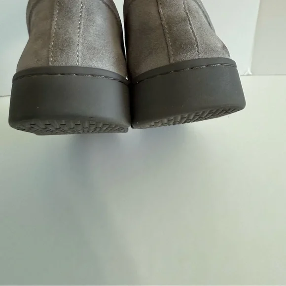 Vionic Uptown Suede Loafers Flats Women Size 9 Light Gray Comfy Work Office - Picture 9 of 13